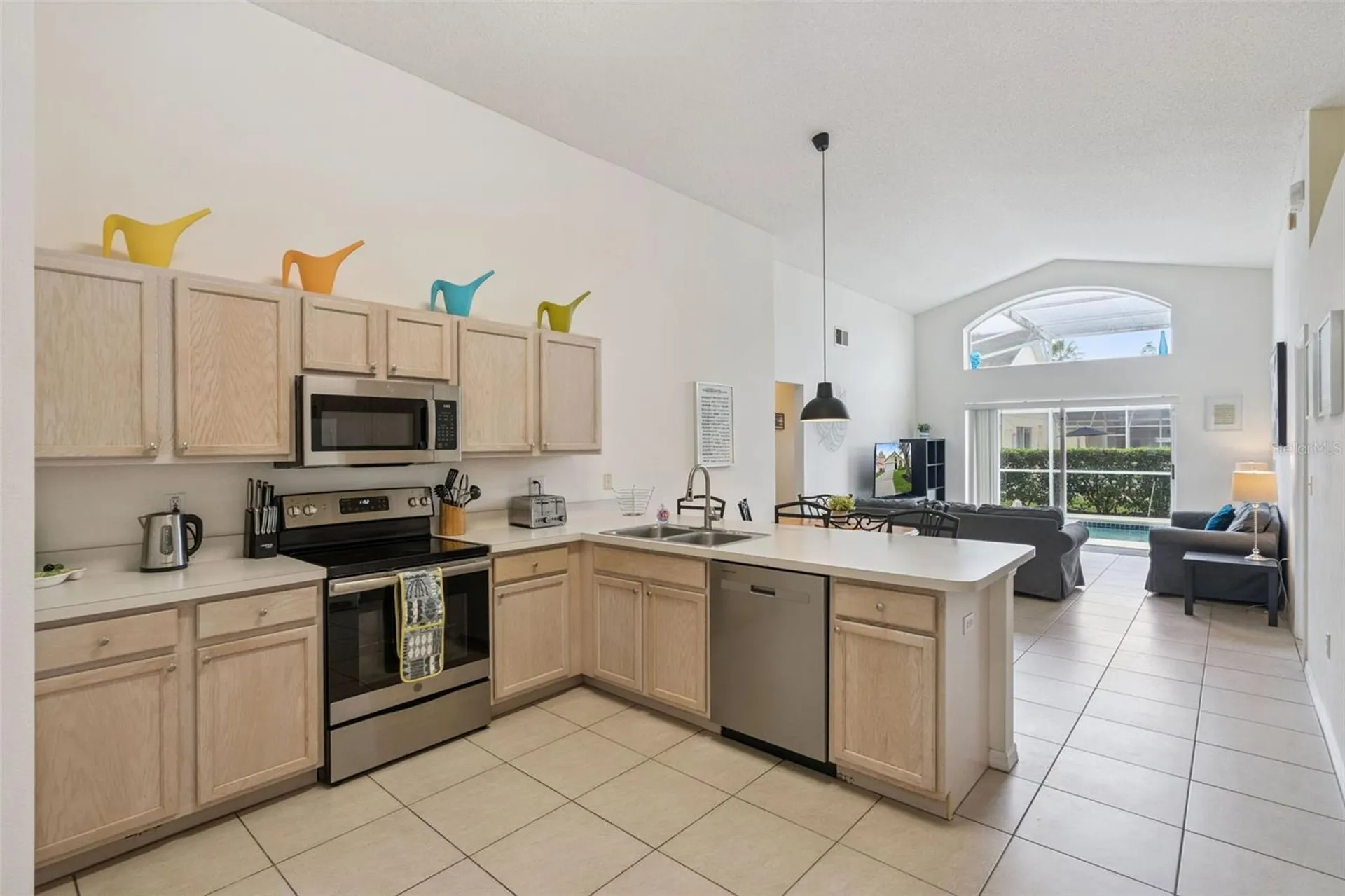 148 Grosvenor Loop Davenport FL 33897