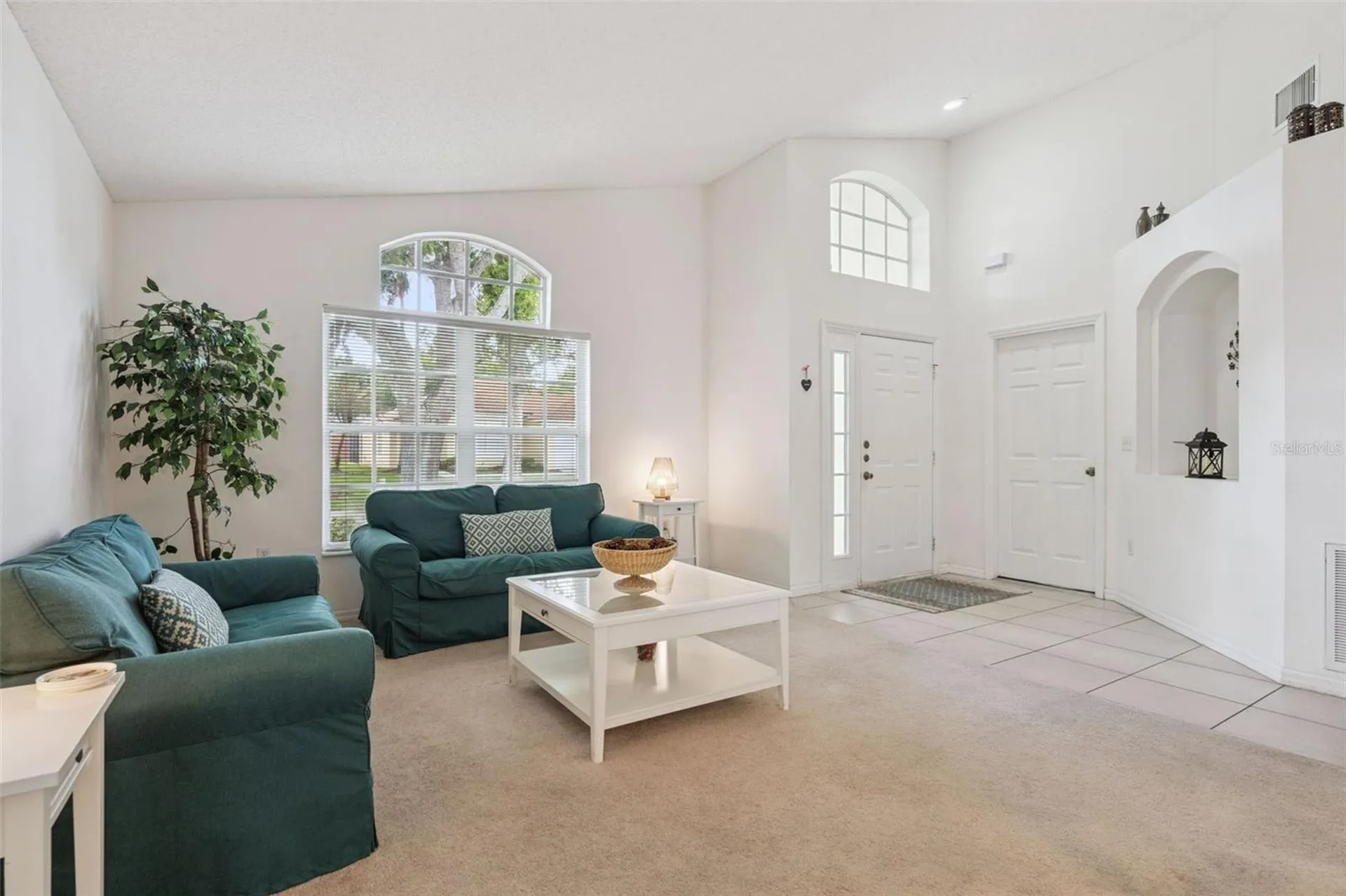 148 Grosvenor Loop Davenport FL 33897