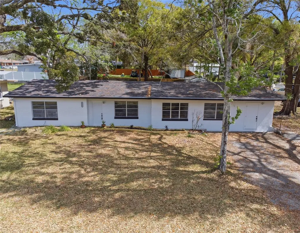 10945 N Boulevard Tampa FL 33612