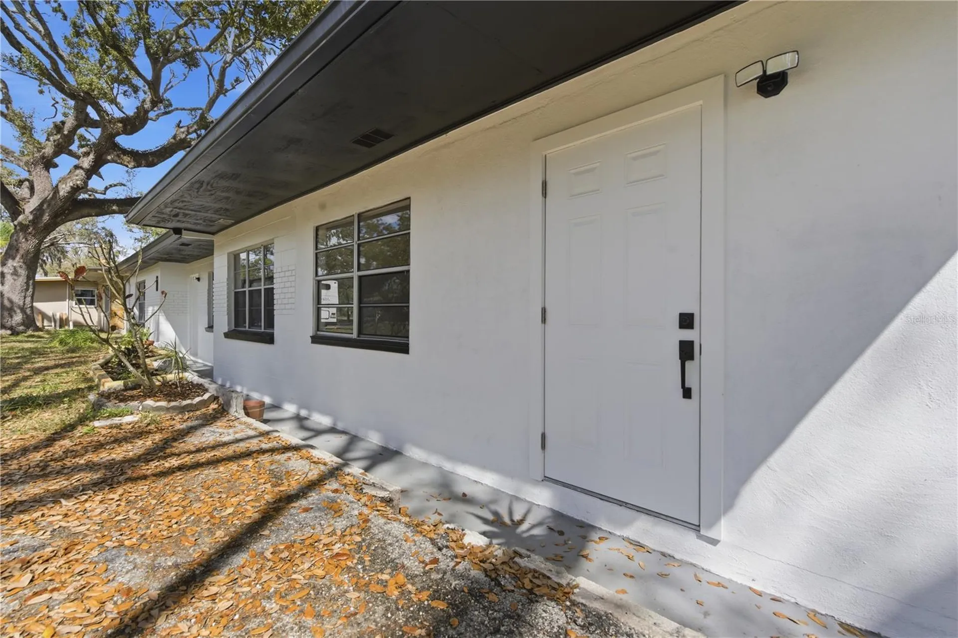 10945 N Boulevard Tampa FL 33612