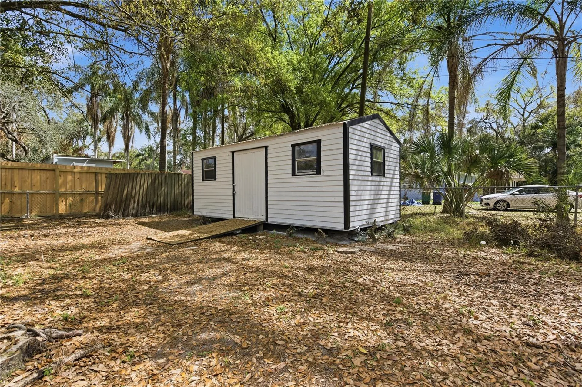 10945 N Boulevard Tampa FL 33612