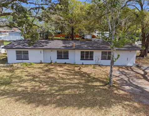 10945 N Boulevard Tampa FL 33612