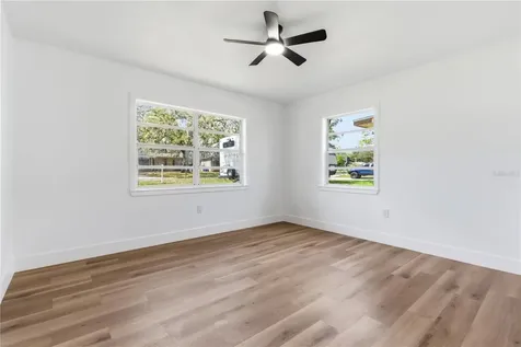 10945 N Boulevard Tampa FL 33612