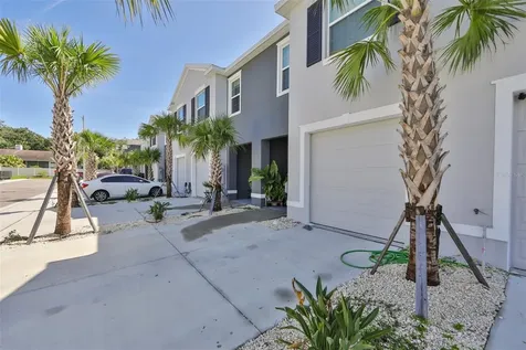 3225 Pleasant Willow Court Brandon FL 33511