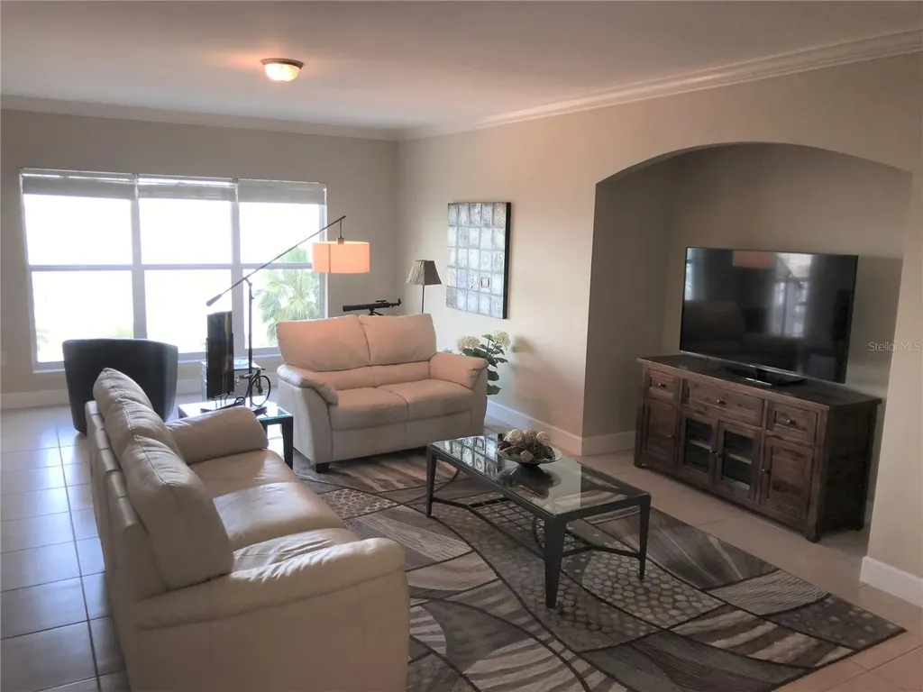 808 3rd Avenue W Bradenton FL 34205