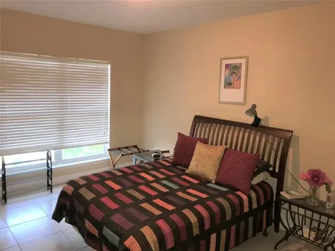 808 3rd Avenue W Bradenton FL 34205