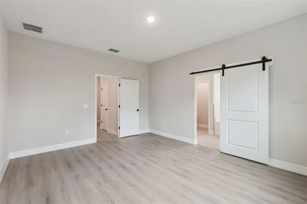 42875 Honeysuckle Street Eustis FL 32736