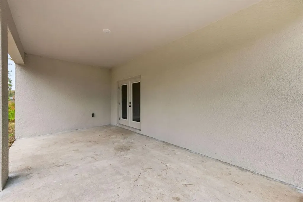 42875 Honeysuckle Street Eustis FL 32736