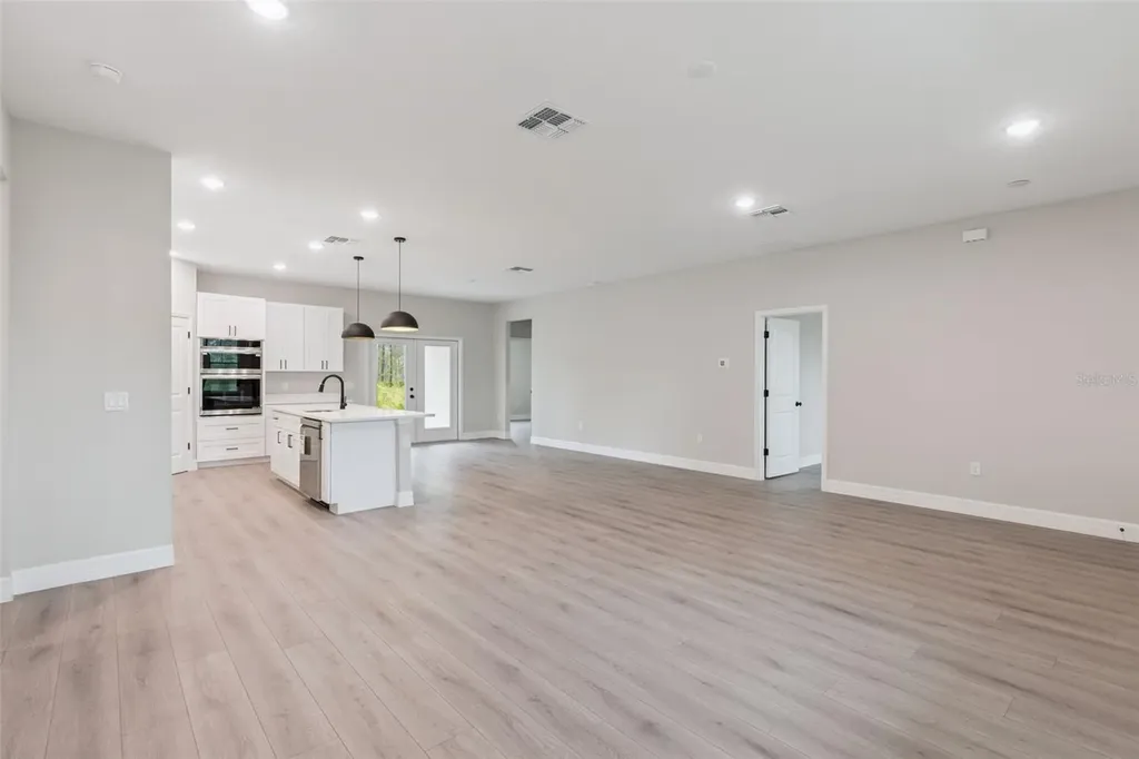 42875 Honeysuckle Street Eustis FL 32736