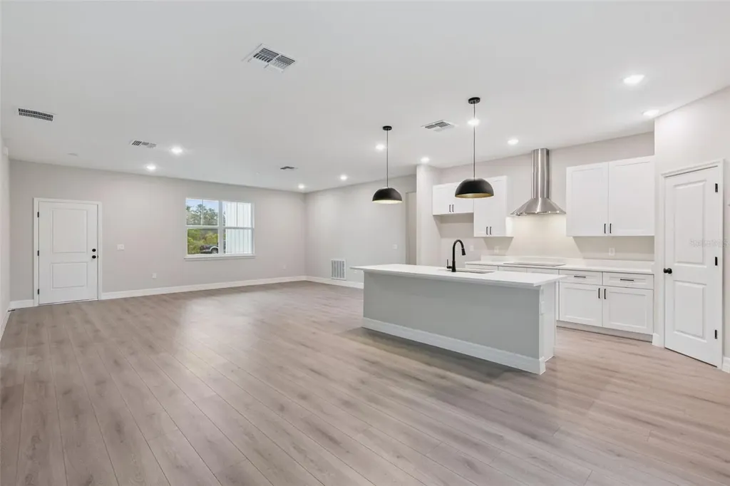 42875 Honeysuckle Street Eustis FL 32736