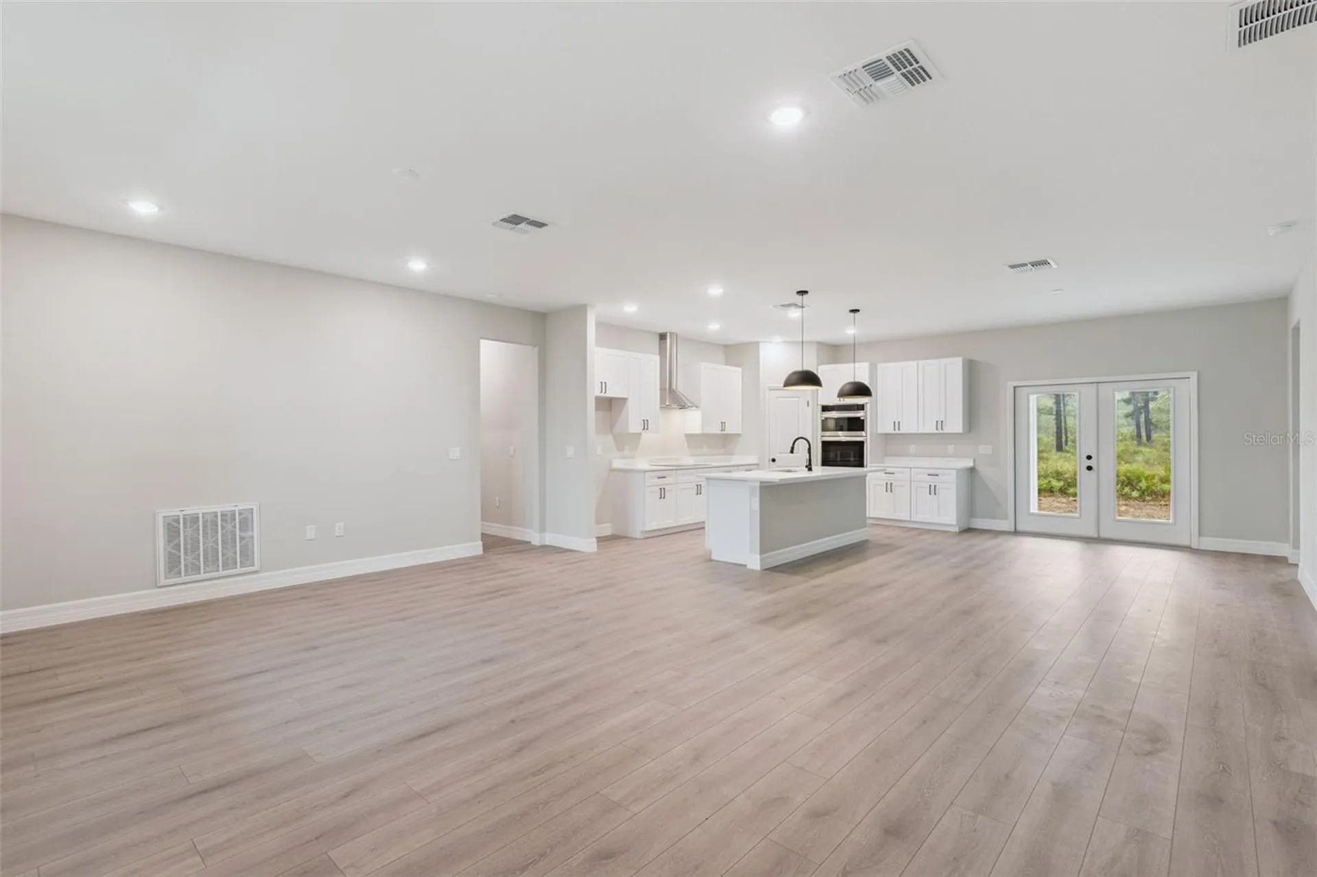 42875 Honeysuckle Street Eustis FL 32736