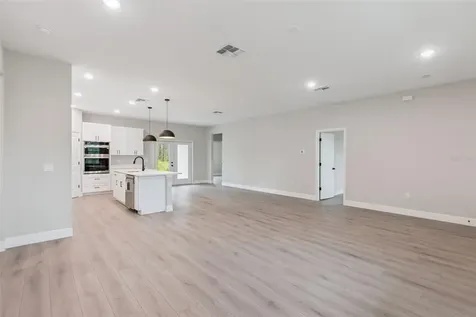 42875 Honeysuckle Street Eustis FL 32736