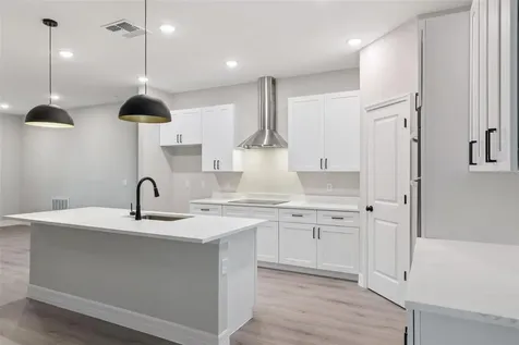 42875 Honeysuckle Street Eustis FL 32736