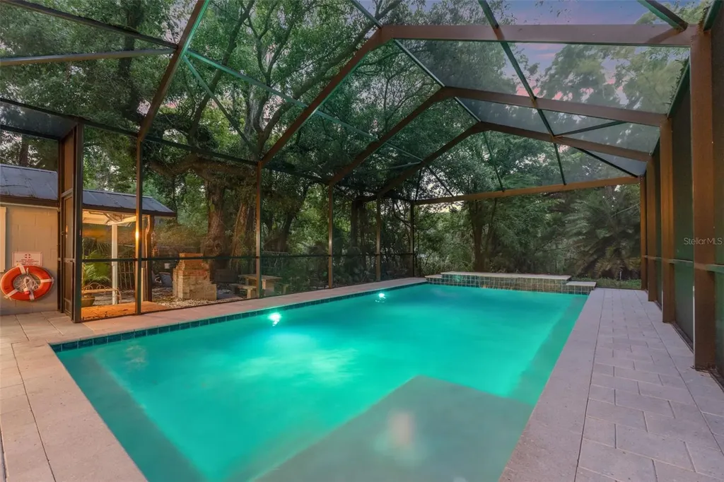 6200 River Terrace Tampa FL 33604