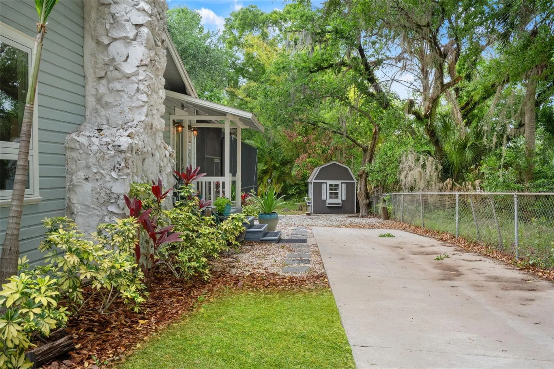6200 River Terrace Tampa FL 33604