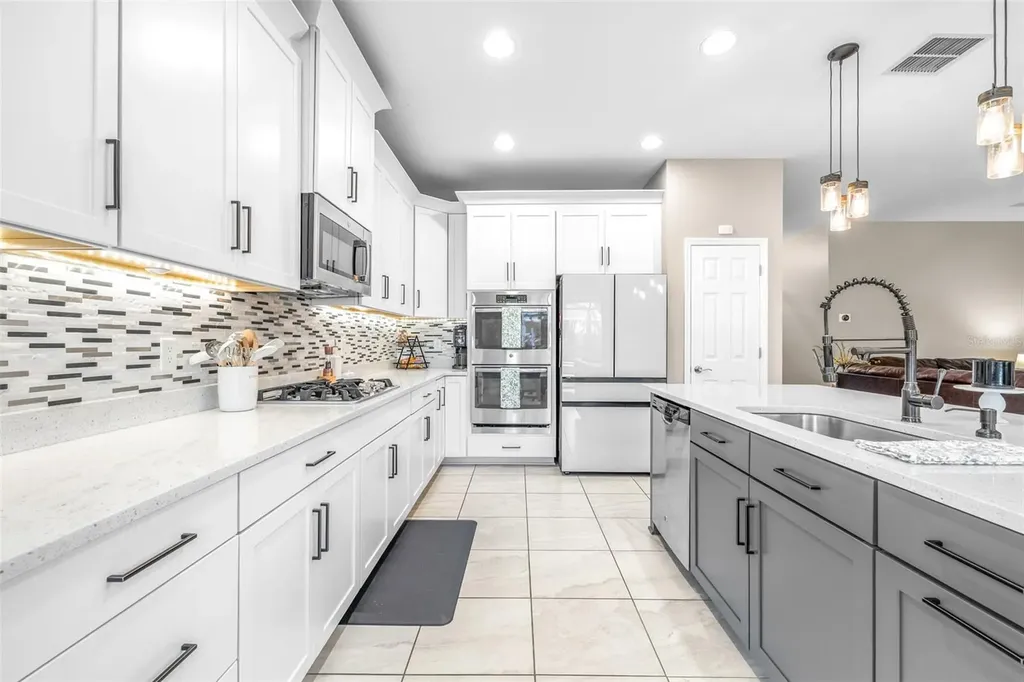 21827 Billowy Jaunt Drive Land O Lakes FL 34637
