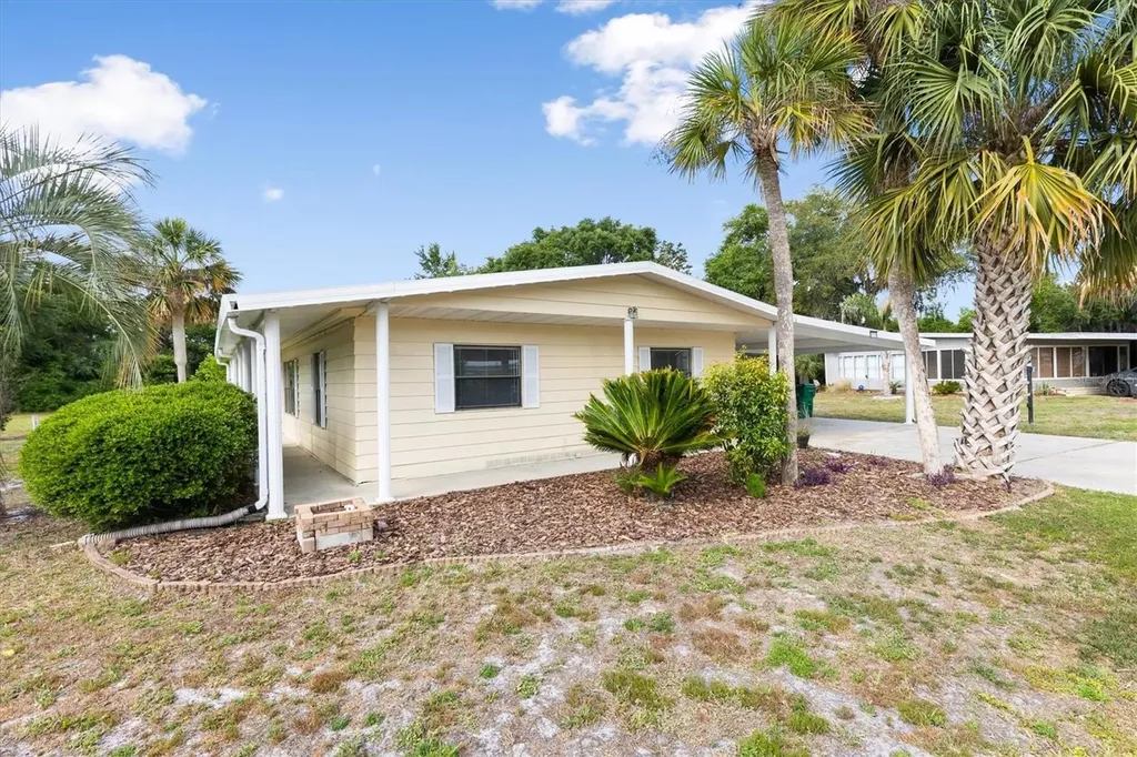 5556 Columbus Circle Wildwood FL 34785