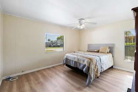 5556 Columbus Circle Wildwood FL 34785