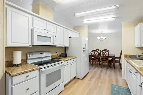5556 Columbus Circle Wildwood FL 34785