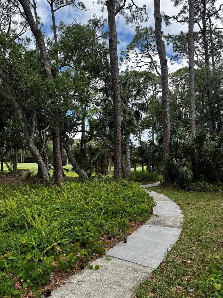 3031 Quail Hollow Sarasota FL 34235