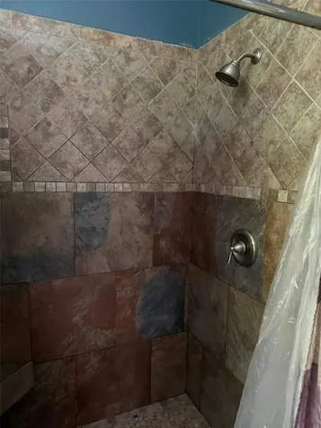 7606 37th Street Circle E Sarasota FL 34243