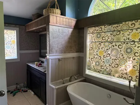 7606 37th Street Circle E Sarasota FL 34243