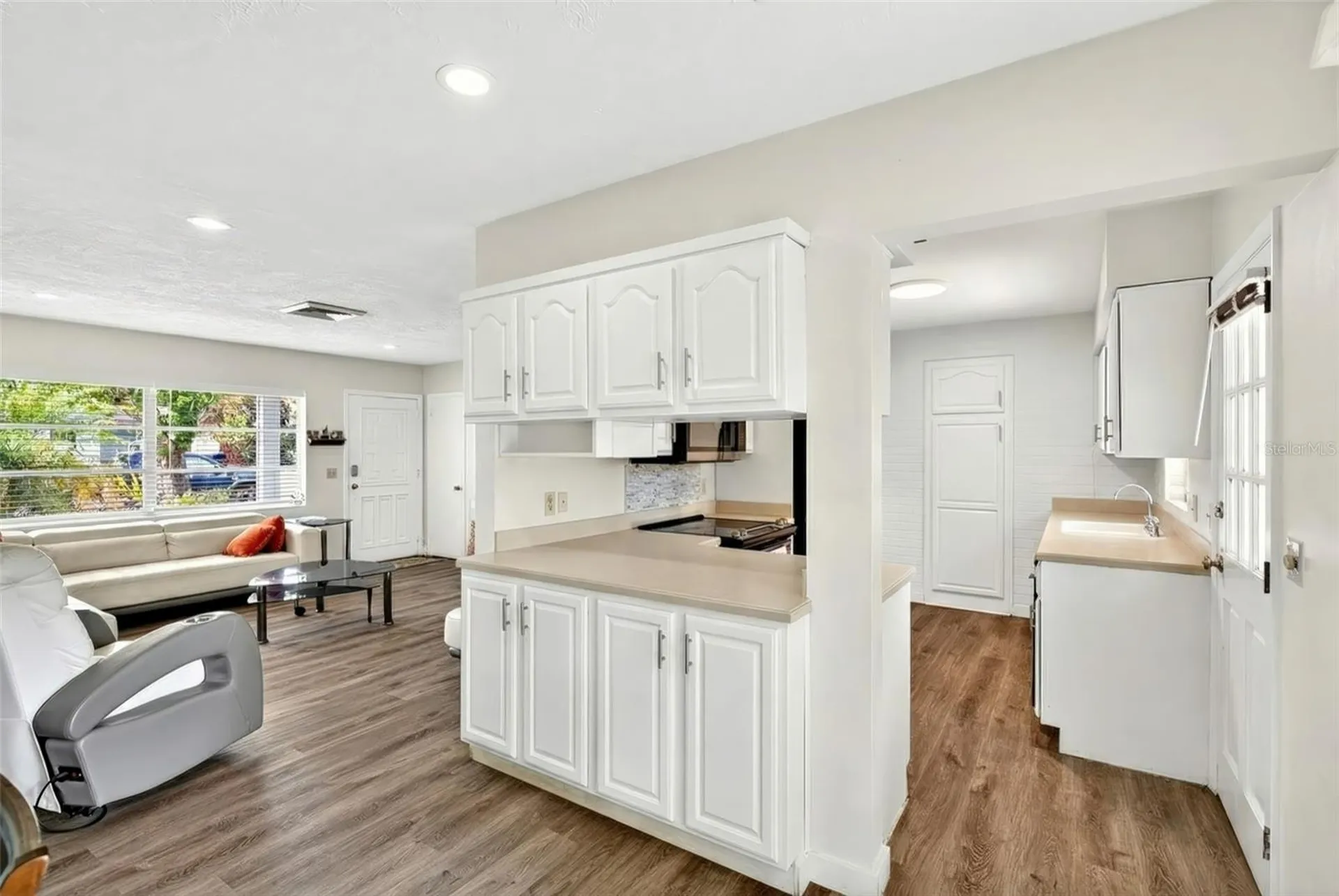 1565 S Evergreen Avenue Clearwater FL 33756