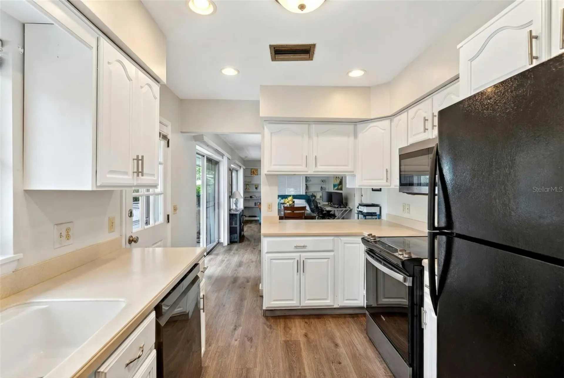 1565 S Evergreen Avenue Clearwater FL 33756