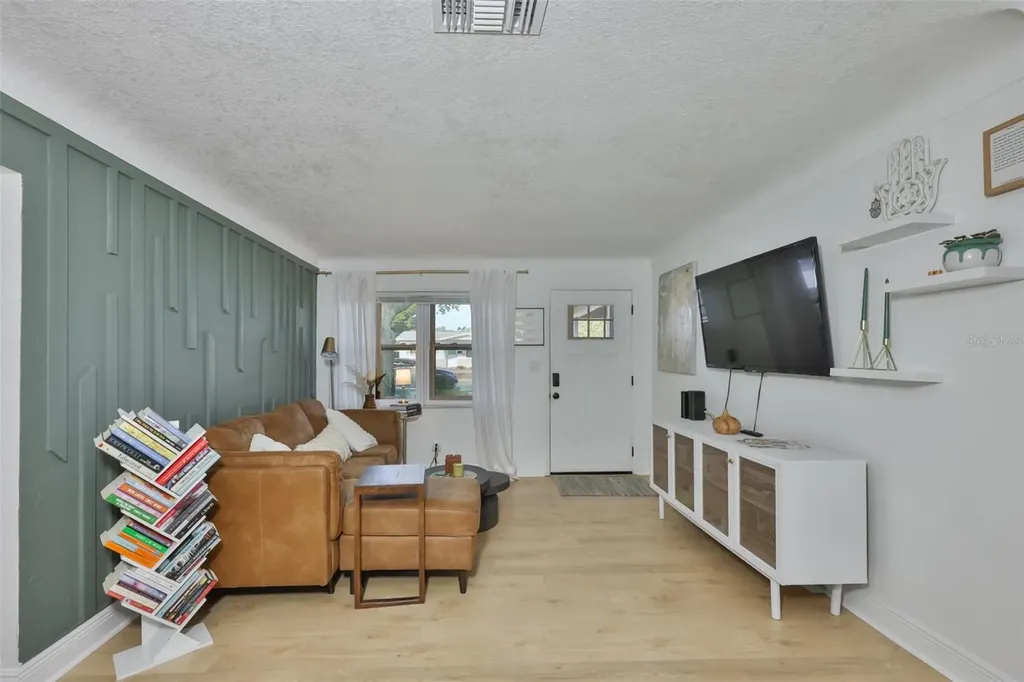8391 59th Lane N Pinellas Park FL 33781