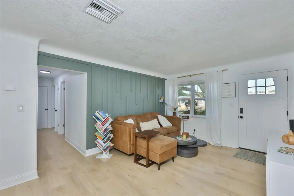 8391 59th Lane N Pinellas Park FL 33781