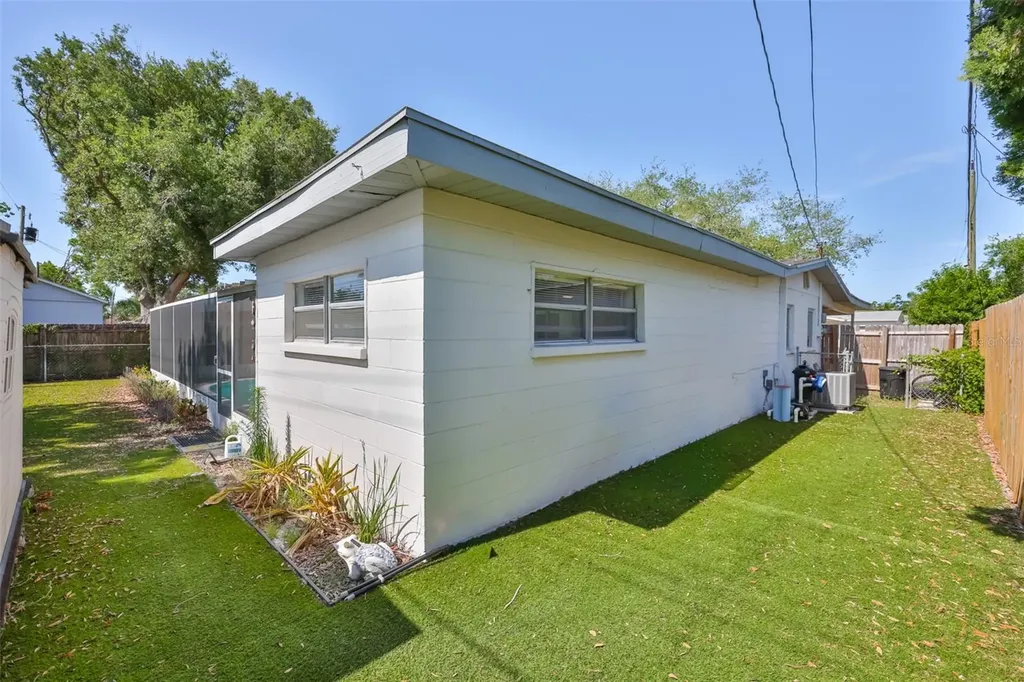 8391 59th Lane N Pinellas Park FL 33781
