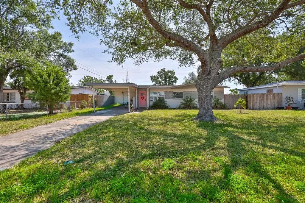 8391 59th Lane N Pinellas Park FL 33781