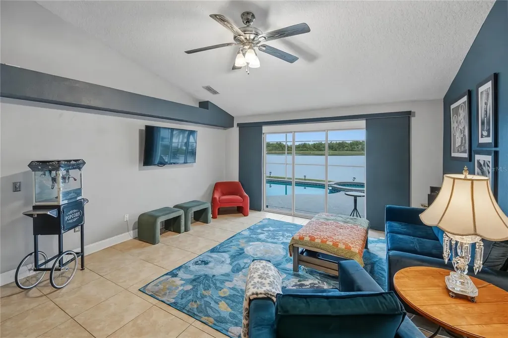 2664 Willow Glen Circle Kissimmee FL 34744