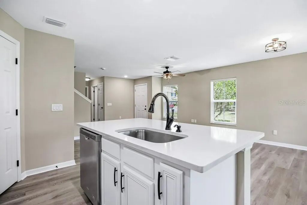 10831 Johanna Avenue Riverview FL 33578