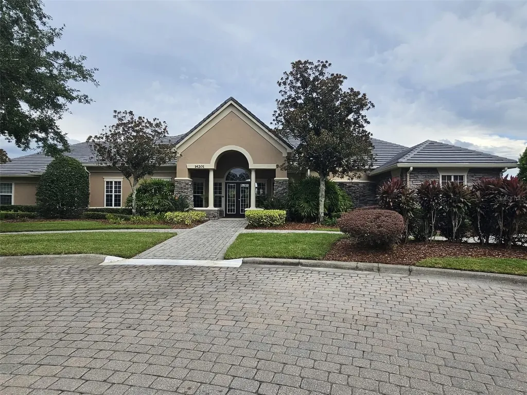 2015 Reston Road Orlando FL 32837