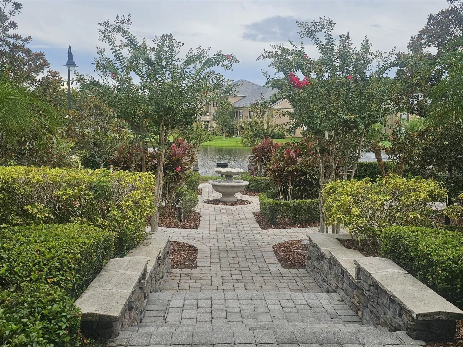 2015 Reston Road Orlando FL 32837