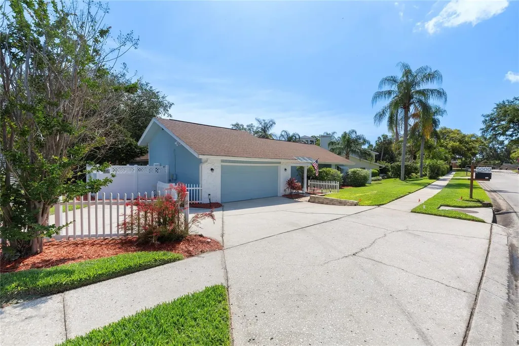 5000 Lake Valencia Boulevard W Palm Harbor FL 34684