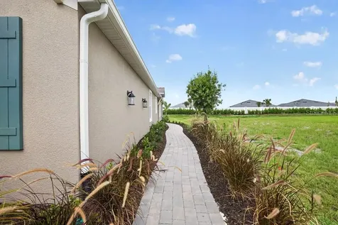 3316 Porto Lane Bradenton FL 34211