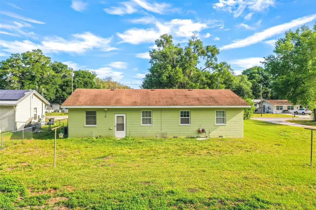 38332 Fir Avenue Zephyrhills FL 33542