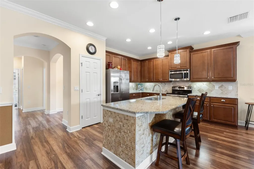 2346 Oakley Green Drive Sun City Center FL 33573