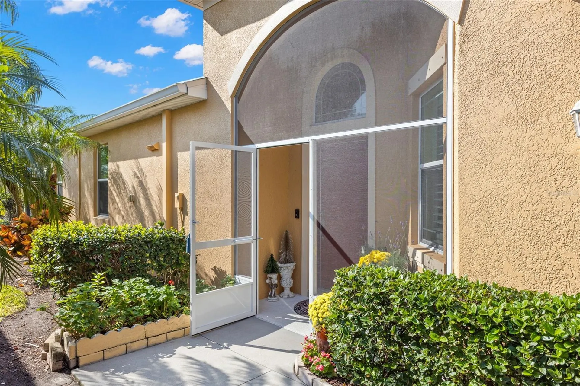 2346 Oakley Green Drive Sun City Center FL 33573