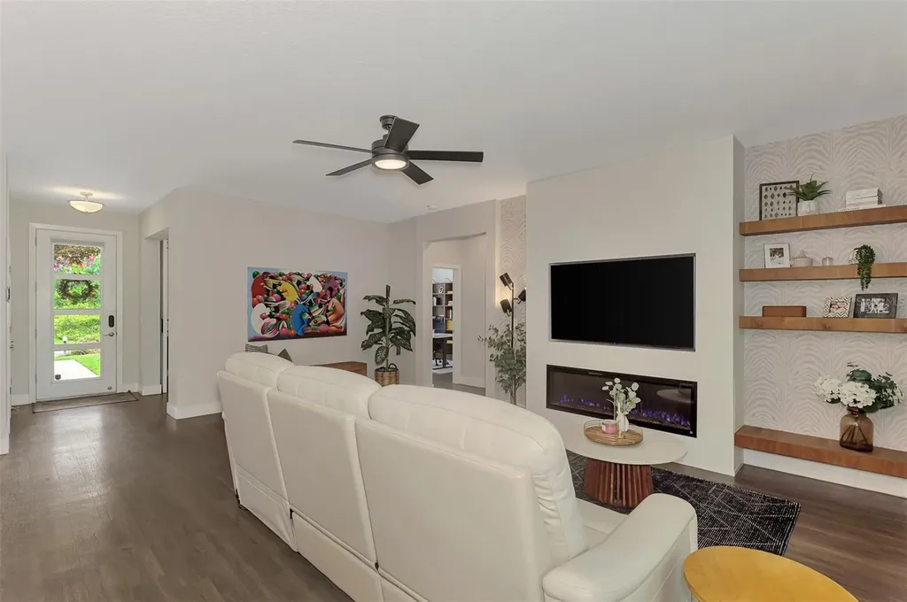 8472 Red Coach Avenue North Port FL 34291