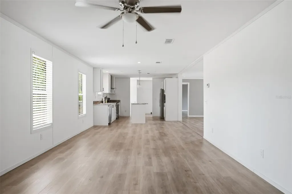 9533 Round Lake Drive Weeki Wachee FL 34613