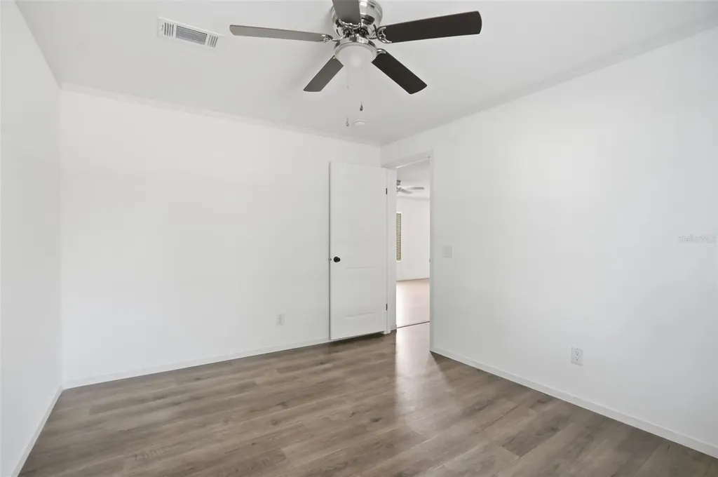 9533 Round Lake Drive Weeki Wachee FL 34613
