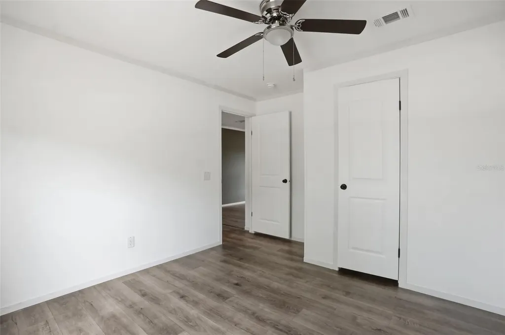 9533 Round Lake Drive Weeki Wachee FL 34613