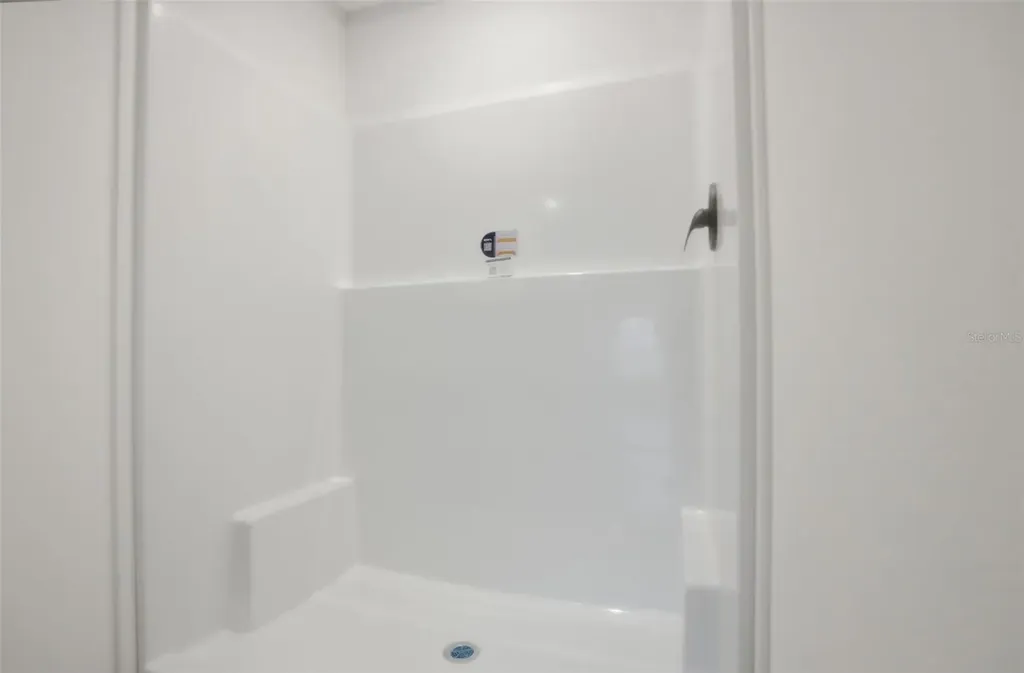 9533 Round Lake Drive Weeki Wachee FL 34613