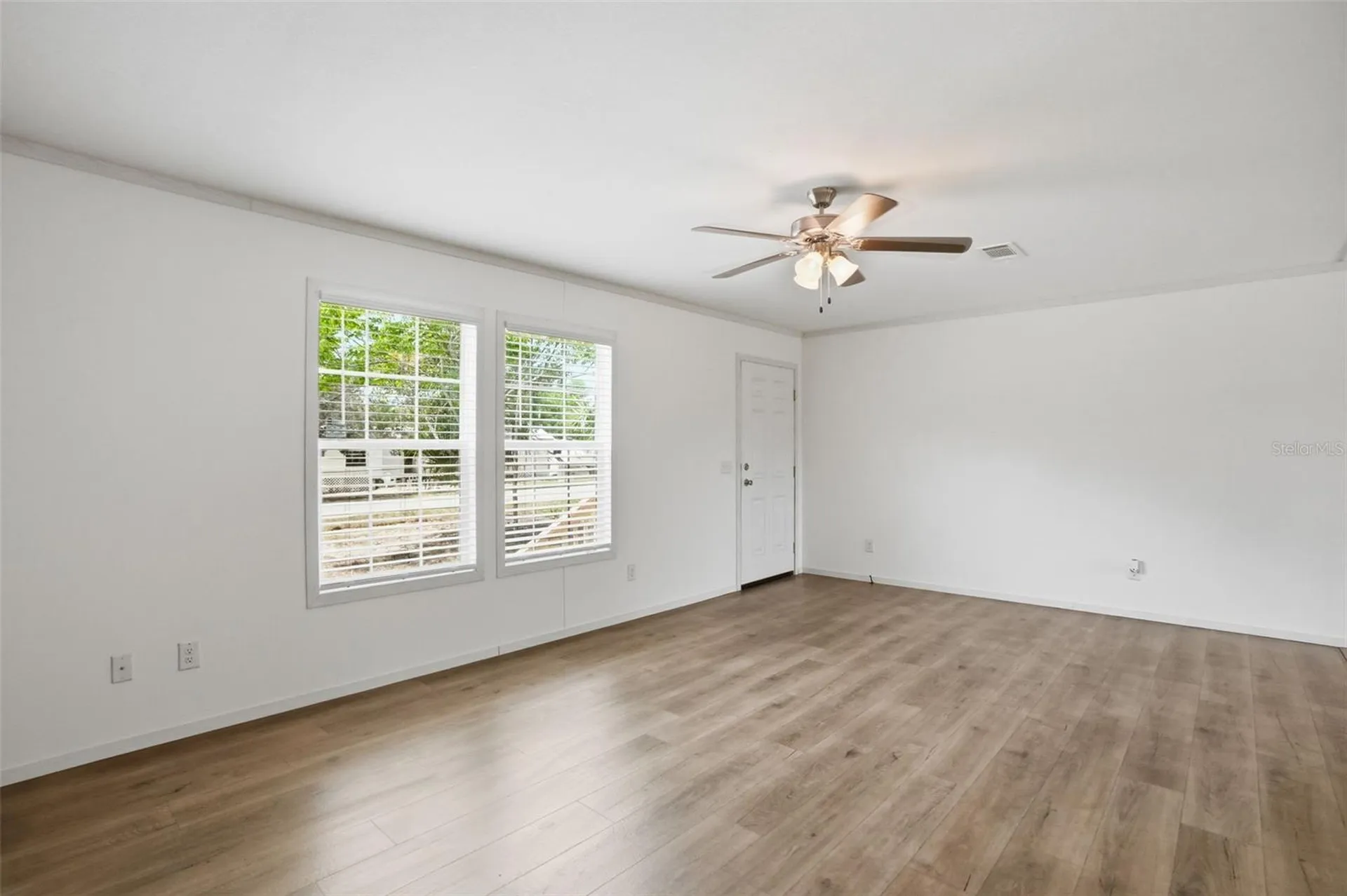 9533 Round Lake Drive Weeki Wachee FL 34613