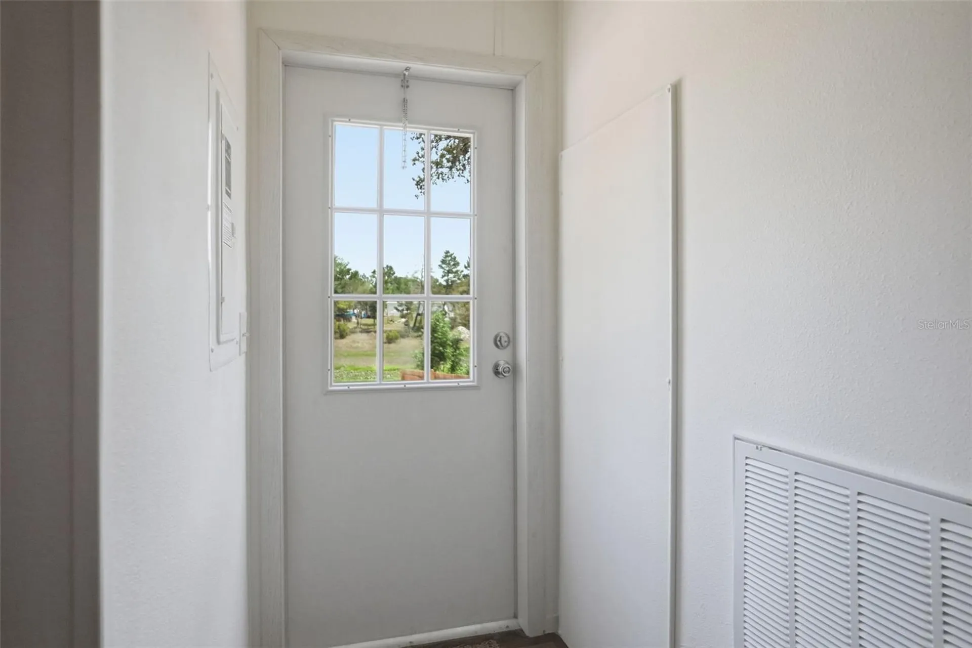 9533 Round Lake Drive Weeki Wachee FL 34613