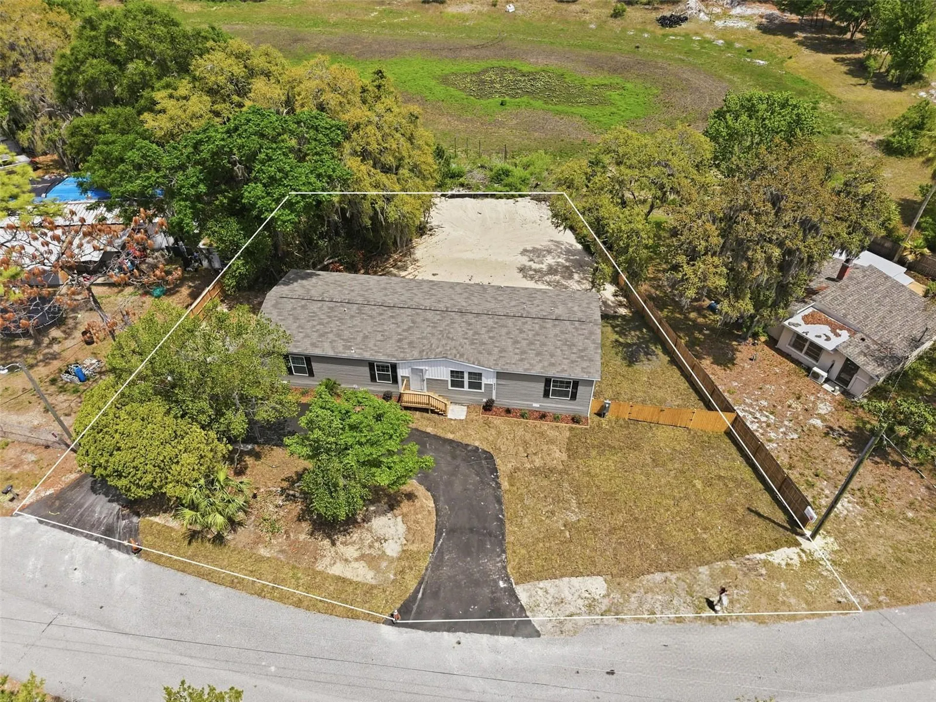 9533 Round Lake Drive Weeki Wachee FL 34613