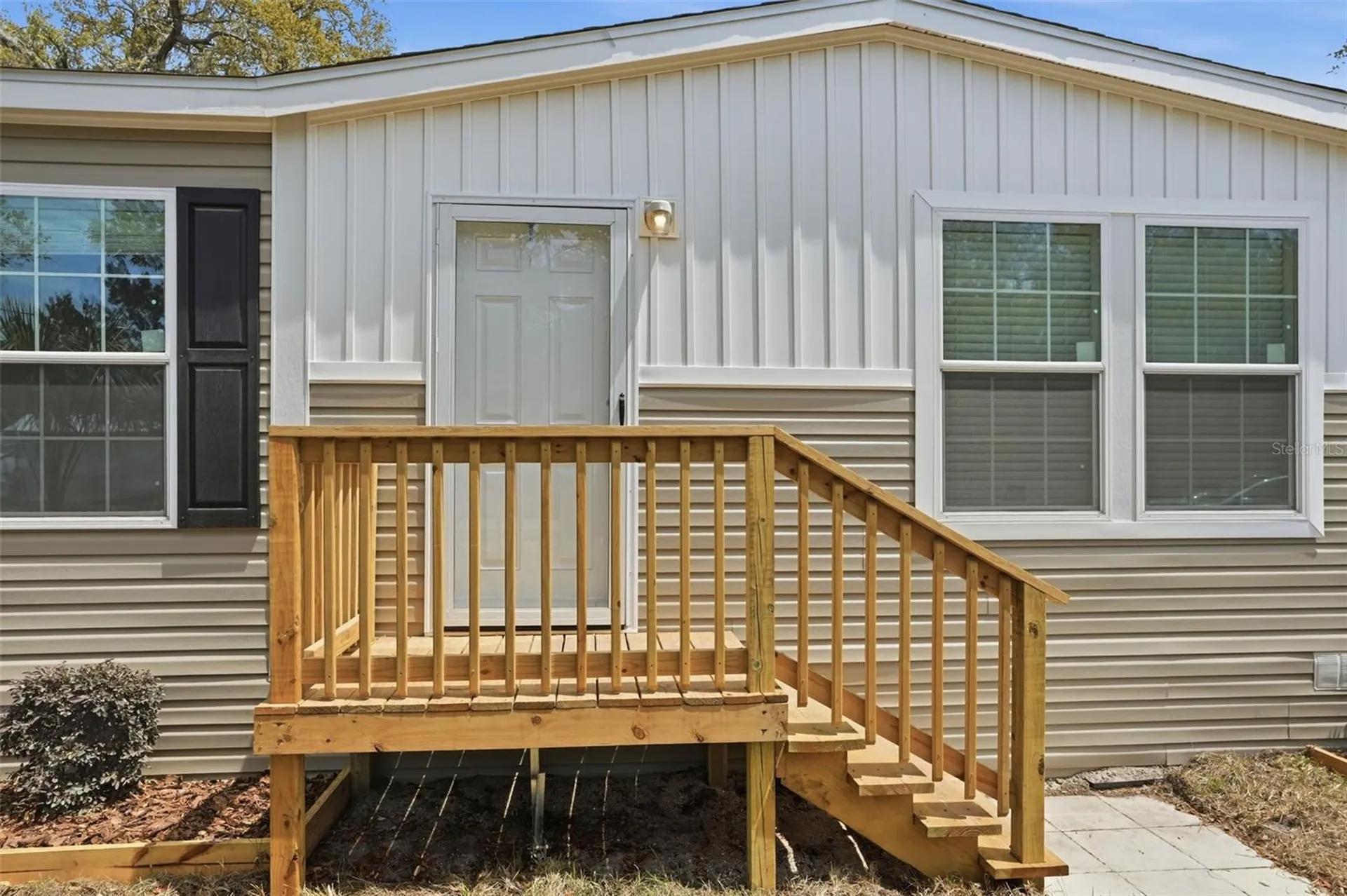 9533 Round Lake Drive Weeki Wachee FL 34613